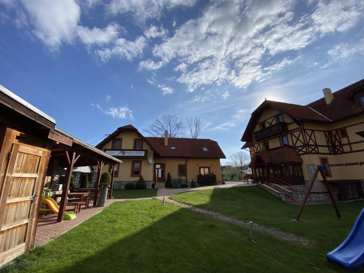 Penzion Bado Stara Lesna Bagian luar foto